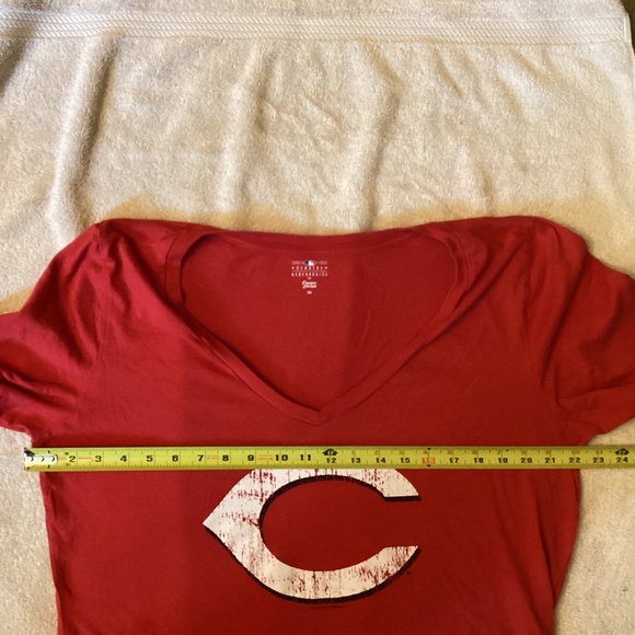 Cincinnati Reds Womens T-Shirt by Campus Lifestyle Genuine Merchandise Size XXL - Picture 2 of 6
